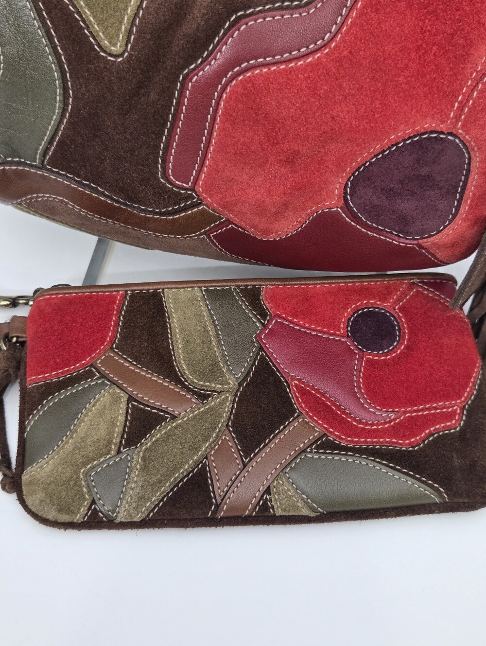 EXCELLENT RARE VINTAGE COACH POPPY FOR PEACE SUEDE HOBO AND WRISTLET - Picture 3 of 11